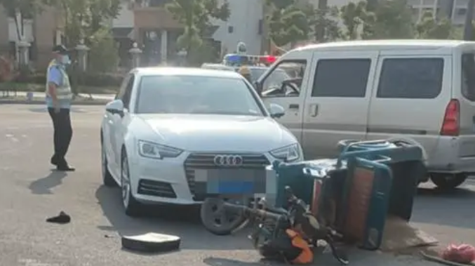 機動車與非機動車、行人之間的民事責任